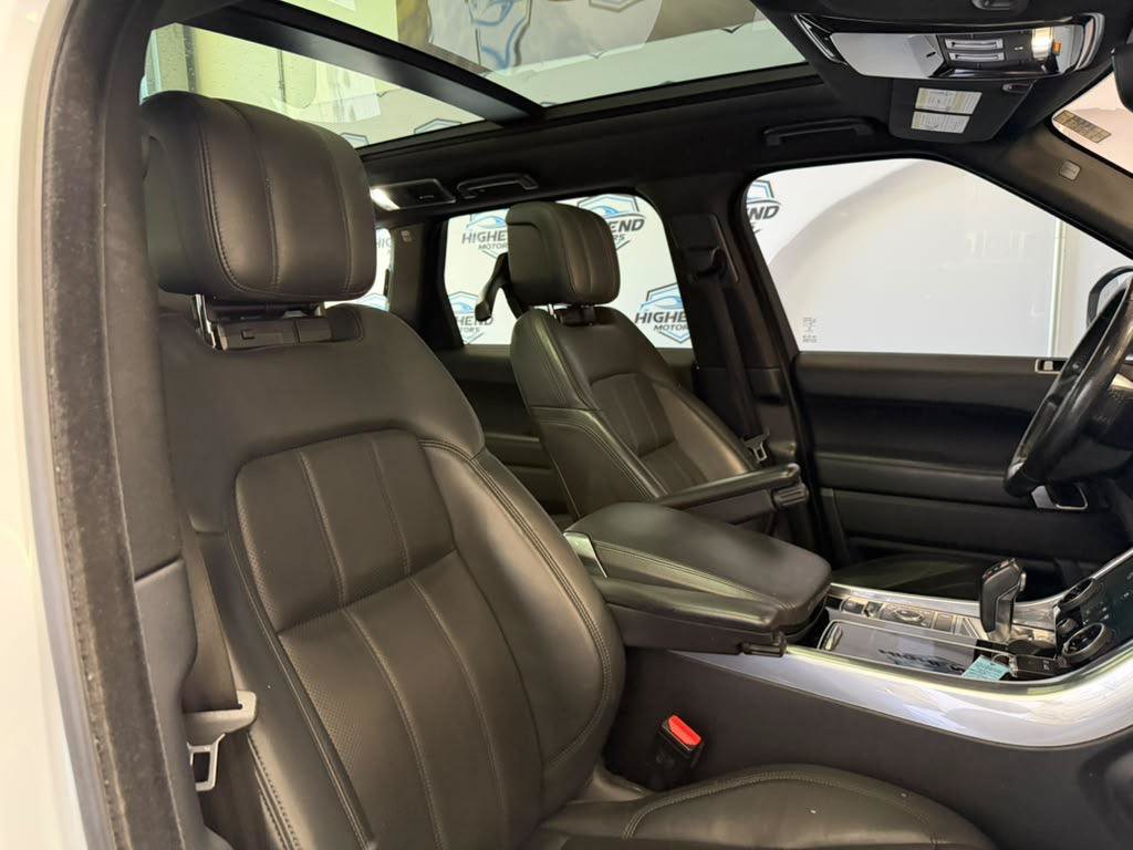 Used 2019 Land Rover Range Rover Sport HSE AWD/4WD image 26