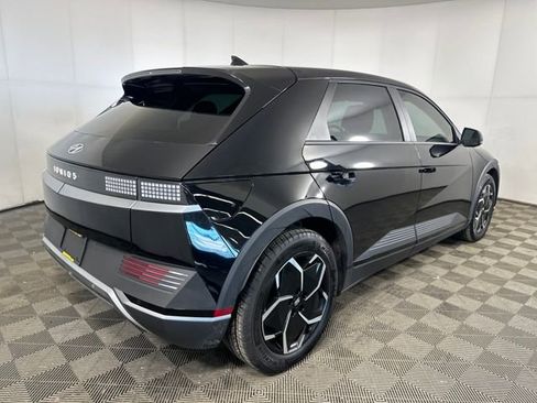 Used 2024 Hyundai Ioniq 5 SEL image 3