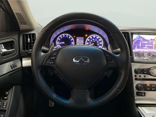 Used 2014 INFINITI Q60 Convertible w/ Premium Package RWD image 19