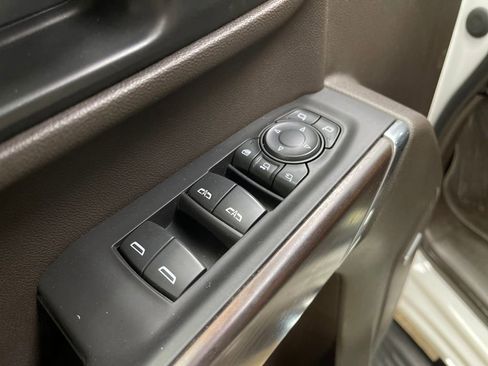 Used 2020 GMC Sierra 2500 SLT w/ SLT Premium Plus Package image 19