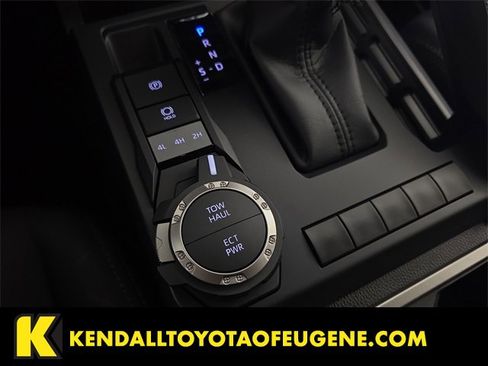 Used 2025 Toyota Tacoma SR5 image 19