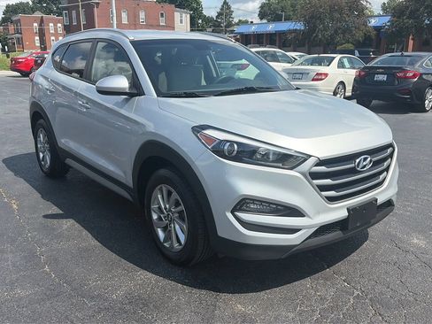 Used 2018 Hyundai Tucson SEL AWD/4WD image 3