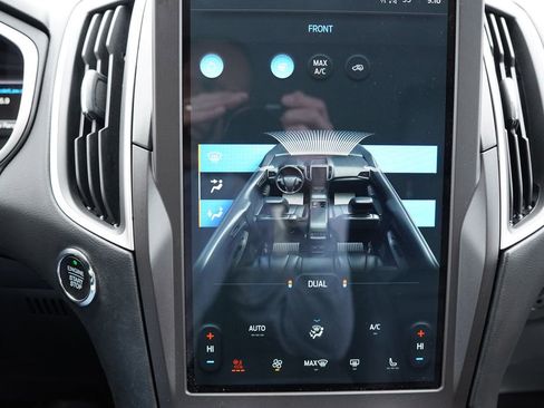 Certified 2021 Ford Edge SEL w/ Convenience Package image 26