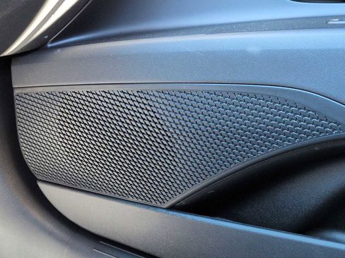 Used 2025 Hyundai Elantra Sport image 30