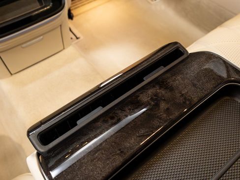 Used 2023 Mercedes-Benz S 580 4MATIC Sedan image 26