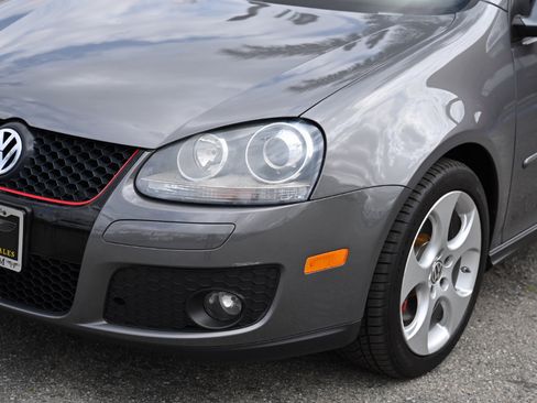 Used 2009 Volkswagen GTI 2-Door image 20