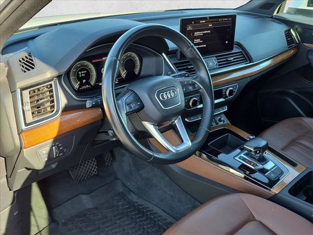 Used 2021 Audi Q5 e Premium Plus w/ Premium Plus Package AWD/4WD image 9