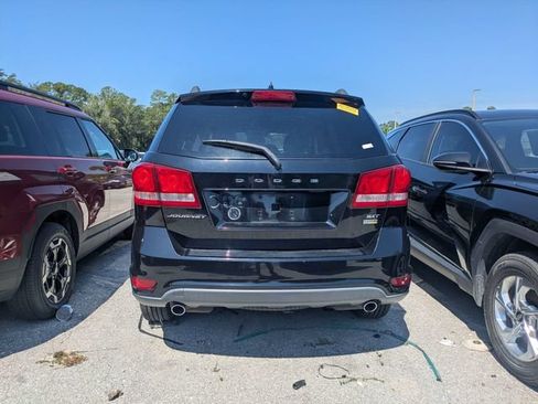 Used 2016 Dodge Journey SXT w/ Comfort/Convenience Group FWD image 4