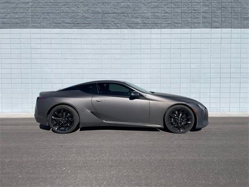 Used 2018 Lexus LC 500 Coupe image 2