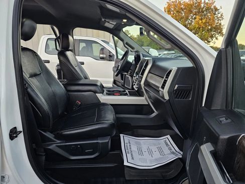 Used 2020 Ford F250 Lariat w/ Lariat Value Package image 11