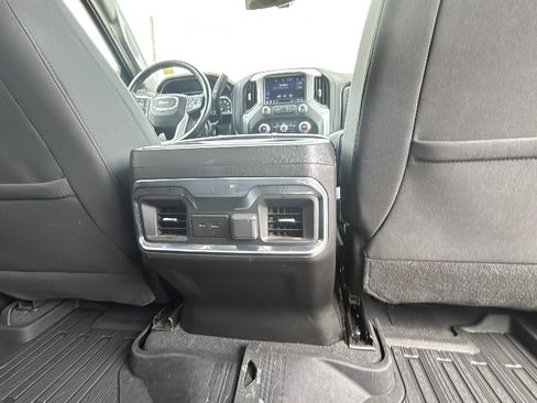 Used 2021 GMC Sierra 1500 Elevation image 17
