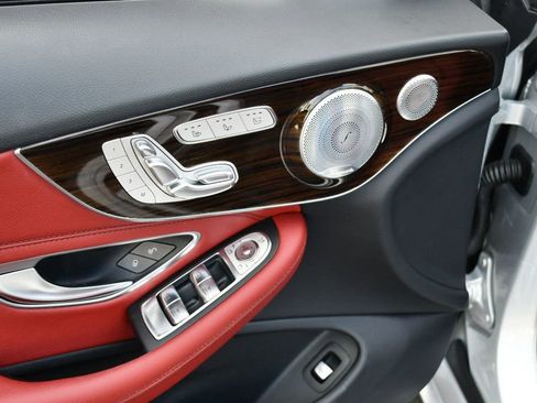 Used 2020 Mercedes-Benz C 300 4MATIC Cabriolet image 12