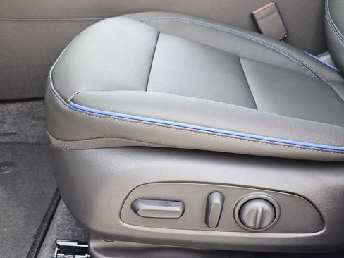 New 2026 Buick Envista Sport Touring w/ Convenience I Package image 17