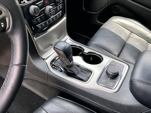 Used 2019 Jeep Grand Cherokee High Altitude AWD/4WD image 19