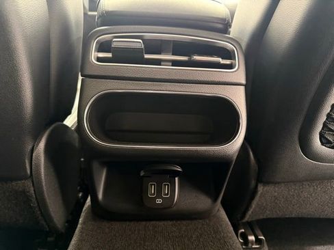 Used 2025 Genesis GV70 2.5T image 28