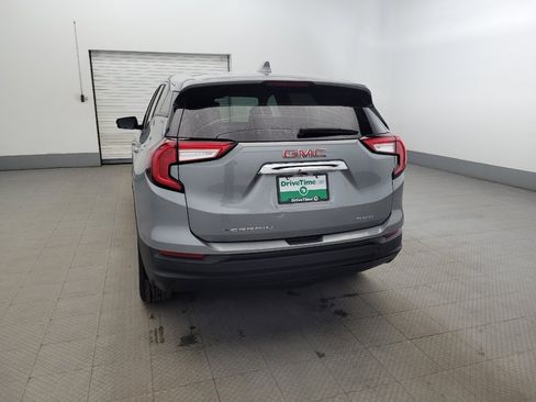 Used 2024 GMC Terrain SLE AWD/4WD image 6