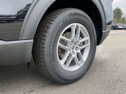 New 2026 Ford Explorer Active image 9