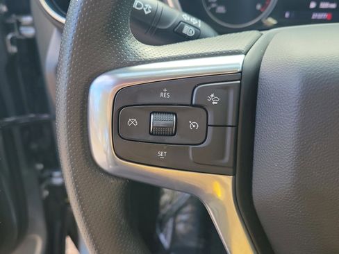 Used 2023 Chevrolet Blazer LT image 22