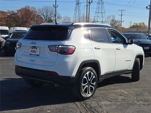 Certified 2022 Jeep Compass Limited image 12