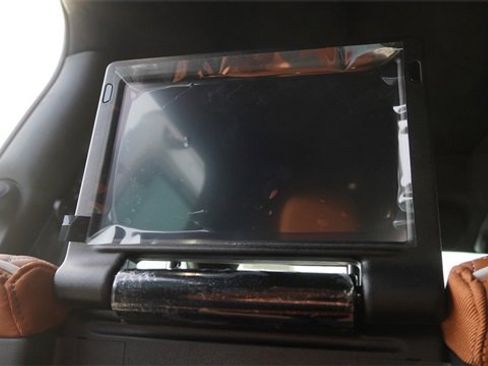 New 2026 Chrysler Pacifica Pinnacle image 15