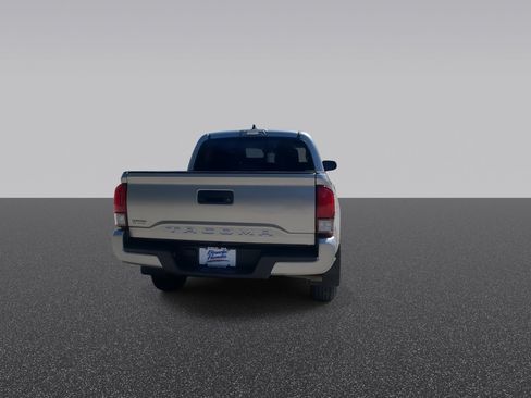 Used 2021 Toyota Tacoma SR w/ SR Convenience Package RWD image 8