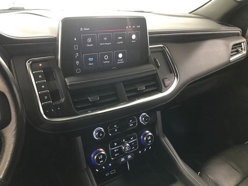 Used 2023 GMC Yukon SLT w/ SLT Luxury Package image 21