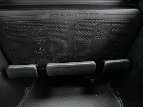 Used 2025 RAM 1500 Laramie w/ Night Edition AWD/4WD image 32
