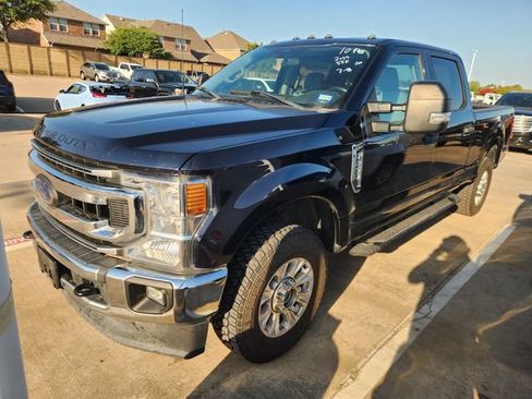 Used 2022 Ford F250 XLT w/ XLT Value Package AWD/4WD image 3