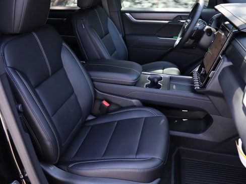 New 2025 GMC Acadia Elevation w/ Elevation Premium Package image 26