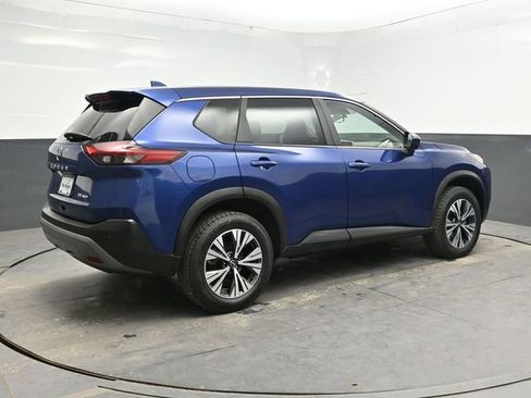 Used 2023 Nissan Rogue SV AWD/4WD image 7