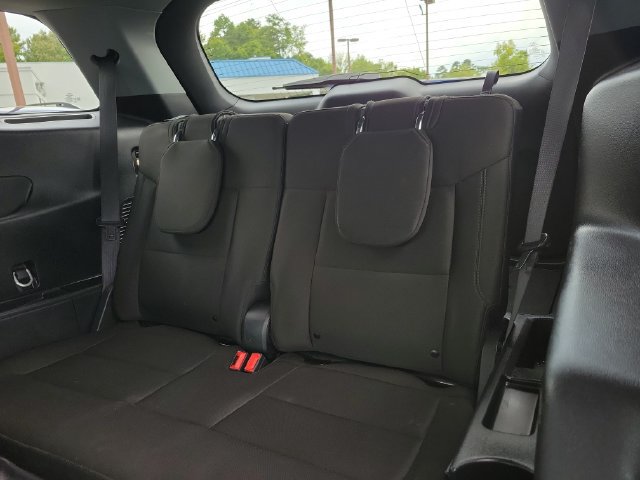 Used 2024 Ford Explorer XLT RWD image 14