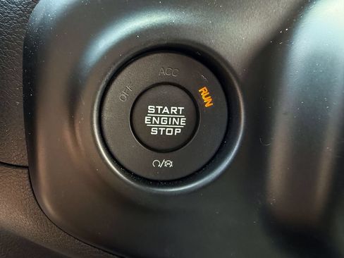 Used 2021 Jeep Wrangler Rubicon w/ Steel Bumper Group AWD/4WD image 19