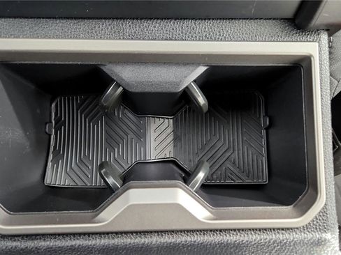 Certified 2024 Toyota Tacoma SR5 image 32