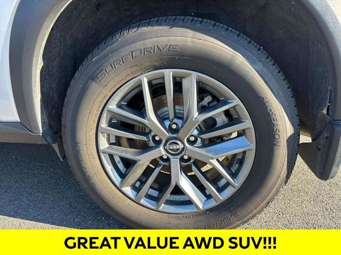 Used 2024 Nissan Rogue S image 7