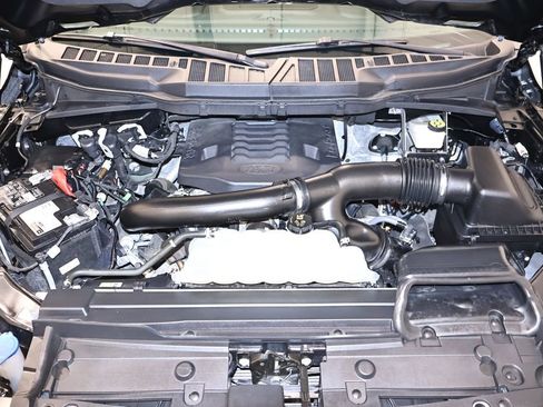 Certified 2021 Ford F150 Lariat w/ Equipment Group 502A High AWD/4WD image 45