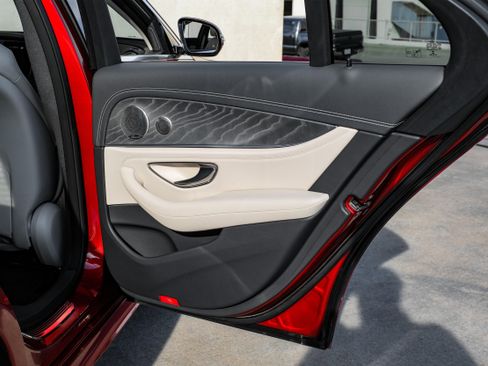 Used 2021 Mercedes-Benz E 350 E 350 w/ Premium Package image 46