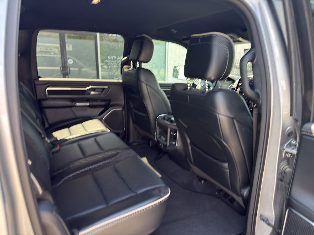 Used 2025 RAM 1500 Laramie AWD/4WD image 8