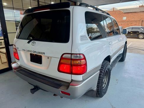 Used 1999 Toyota Land Cruiser image 3