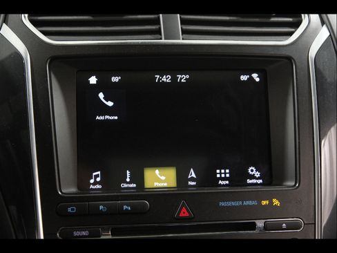 Used 2018 Ford Explorer Platinum AWD/4WD image 13