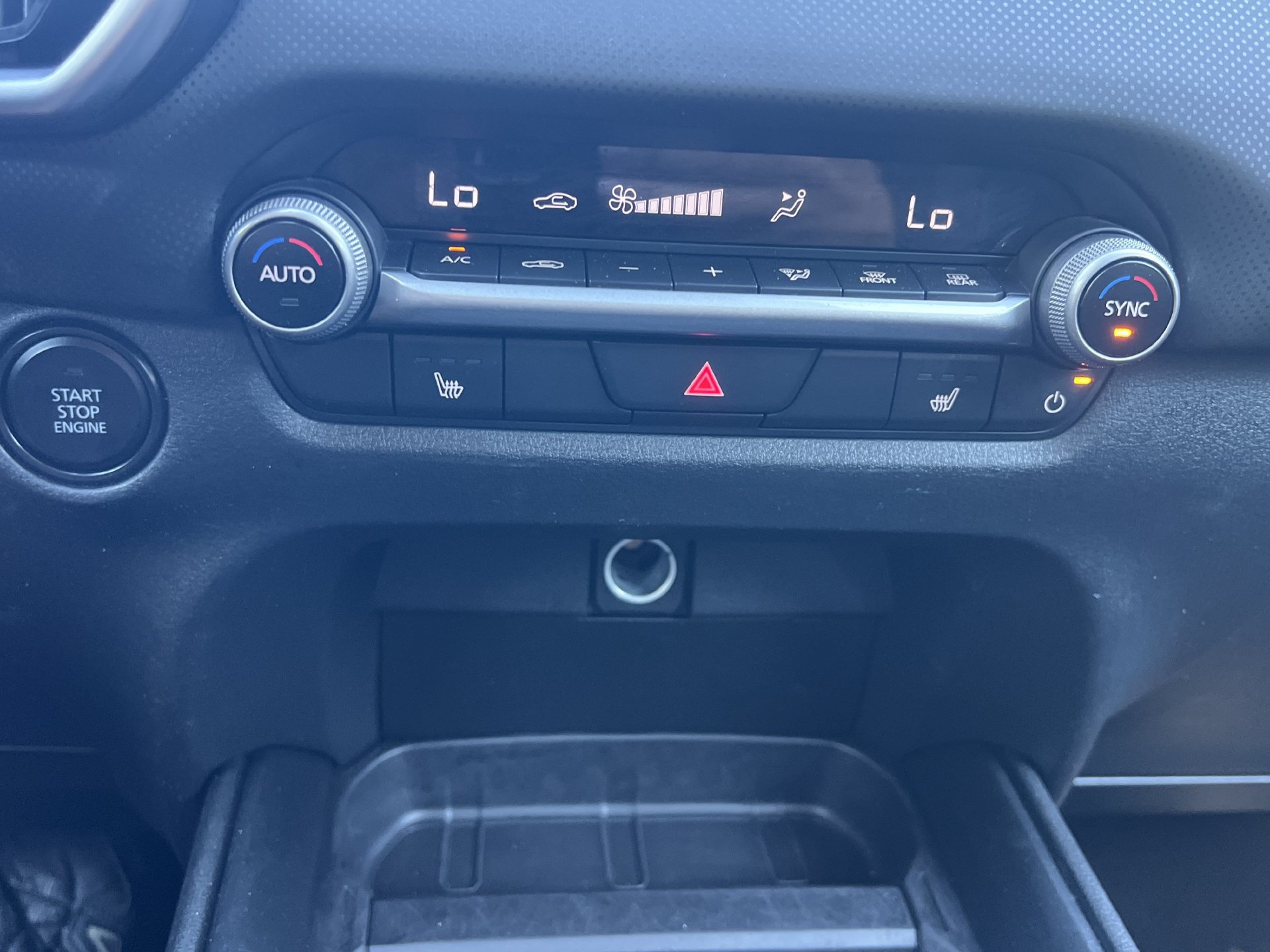 Used 2025 MAZDA CX-50 AWD 2.5 S w/ Preferred Package image 7