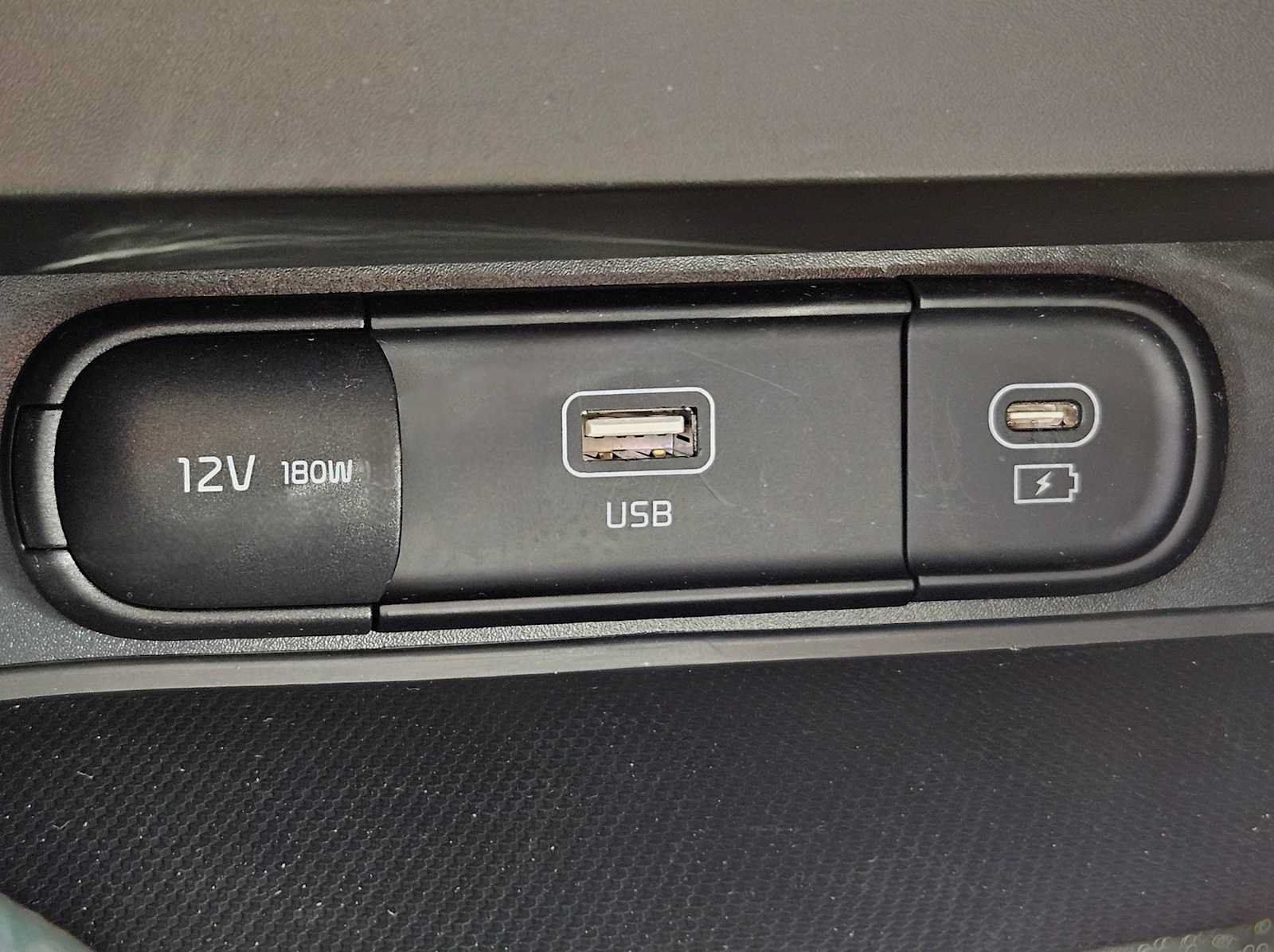 Certified 2023 Kia Soul S FWD image 30