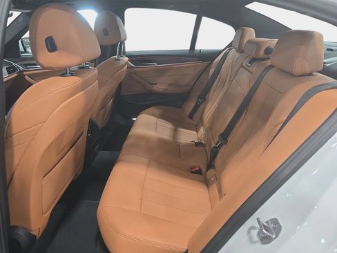 Used 2023 BMW 530i w/ Convenience Package RWD image 18