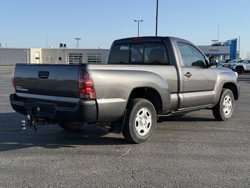 Used 2012 Toyota Tacoma 2WD Regular Cab image 3