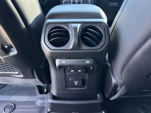 Used 2024 Jeep Wrangler Sahara w/ Safety Group image 21