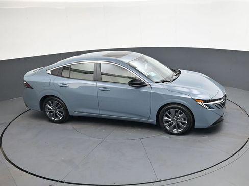 New 2026 Nissan Sentra SL FWD image 28