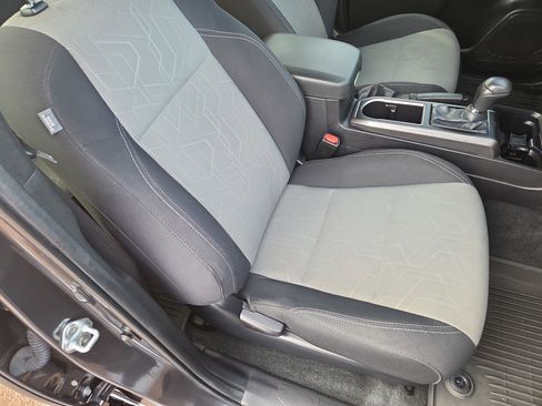 Certified 2023 Toyota Tacoma TRD Off-Road image 16