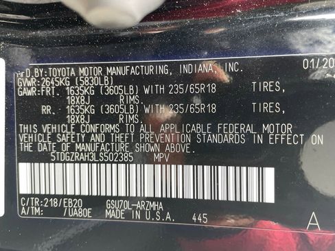 Used 2020 Toyota Highlander XLE FWD image 35
