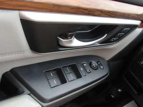 Used 2020 Honda CR-V EX-L image 27