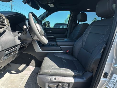 Used 2025 Toyota Sequoia SR5 w/ SR5 Premium Package RWD image 9