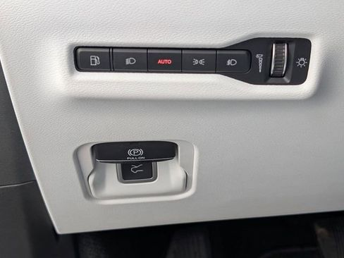 New 2026 Jeep Cherokee Overland w/ Trailer Tow Group image 15